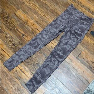 Mono B Purple tie die S leggings